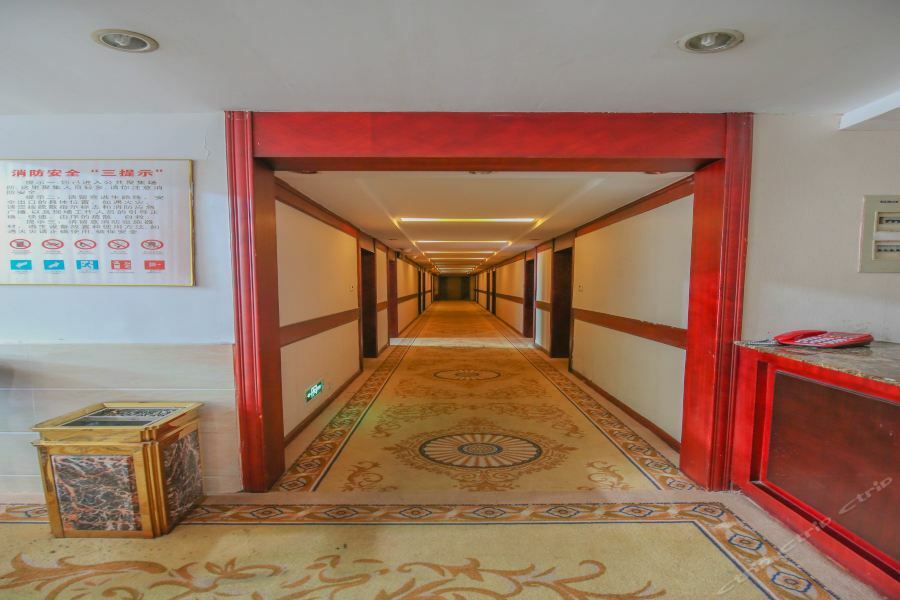 Luchi Hotel Luyang  Exterior foto